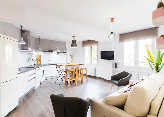 Akomodat En Apartamento Luminoso Junto Al Paseo De La Ria